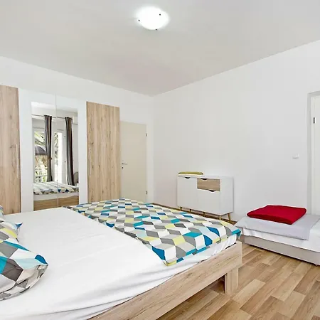 Andela Apartment *