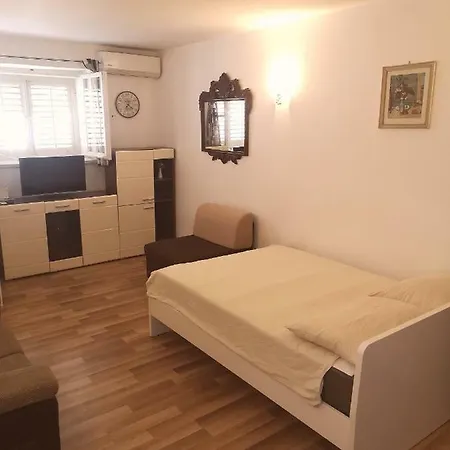 Andela * Makarska