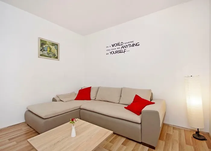 Andela Apartman